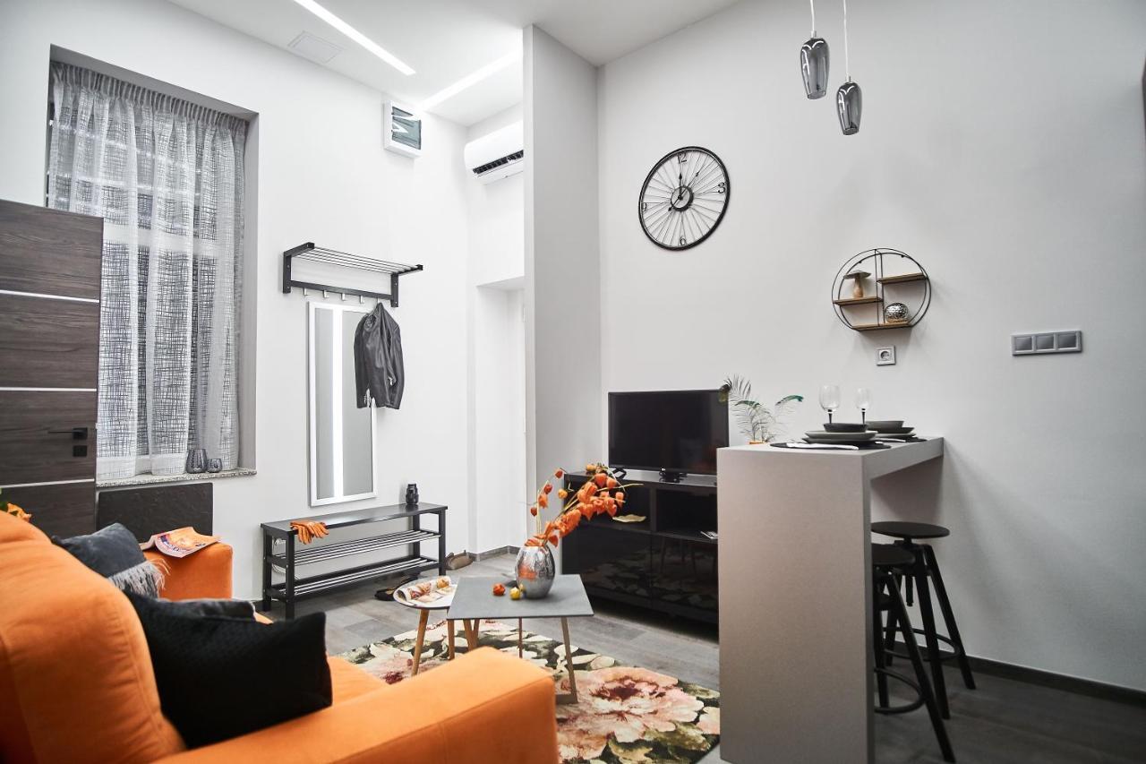 W18 Design Apartments - Budapest Downtown ภายนอก รูปภาพ